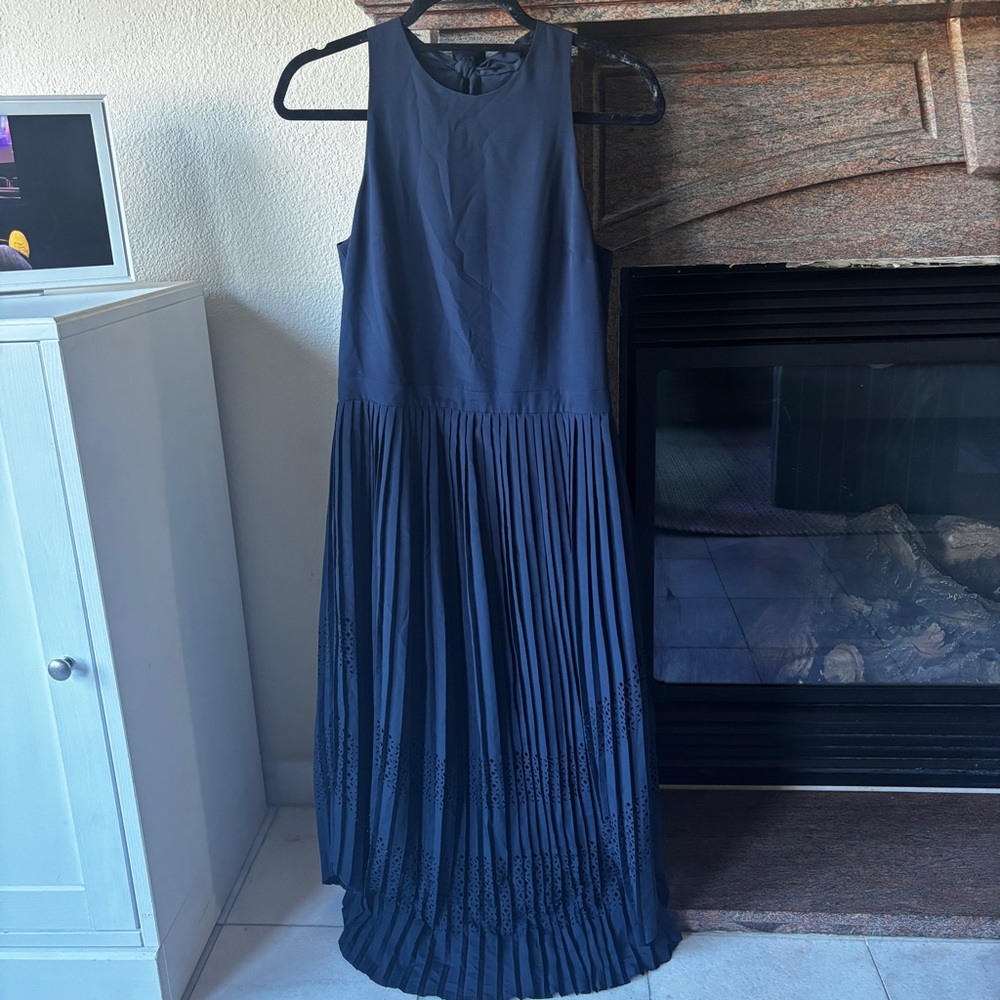 Banana Republic Navy Sleeveless Pleated Maxi Dress